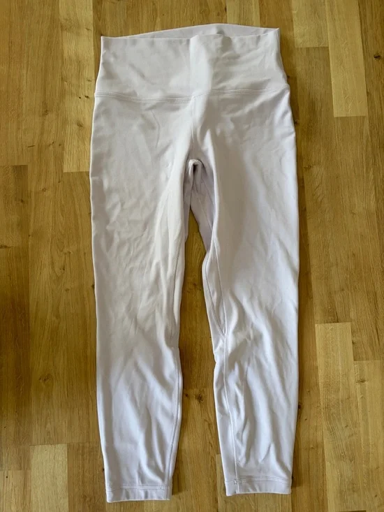 LULULEMON ALIGN HIGH RISE 25” - Picture 2 of 4